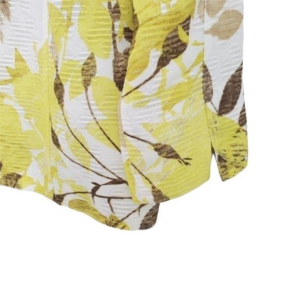 Alfred Dunner | Petite Lightweight Blazer Top - Picture 7 of 9